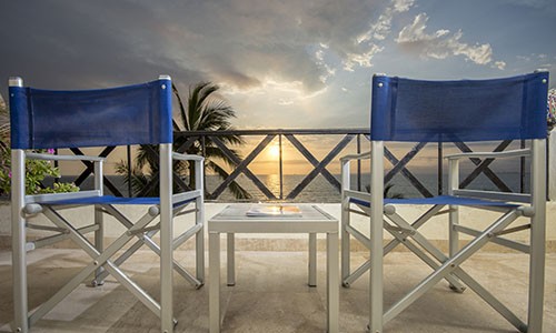 Blue Chairs Resort By The Sea