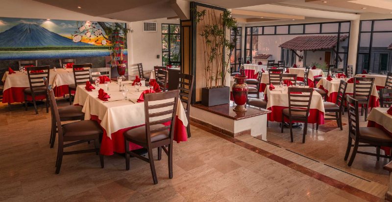 Crown Paradise Club, Dining crown paradise club, puerto vallarta hotels
