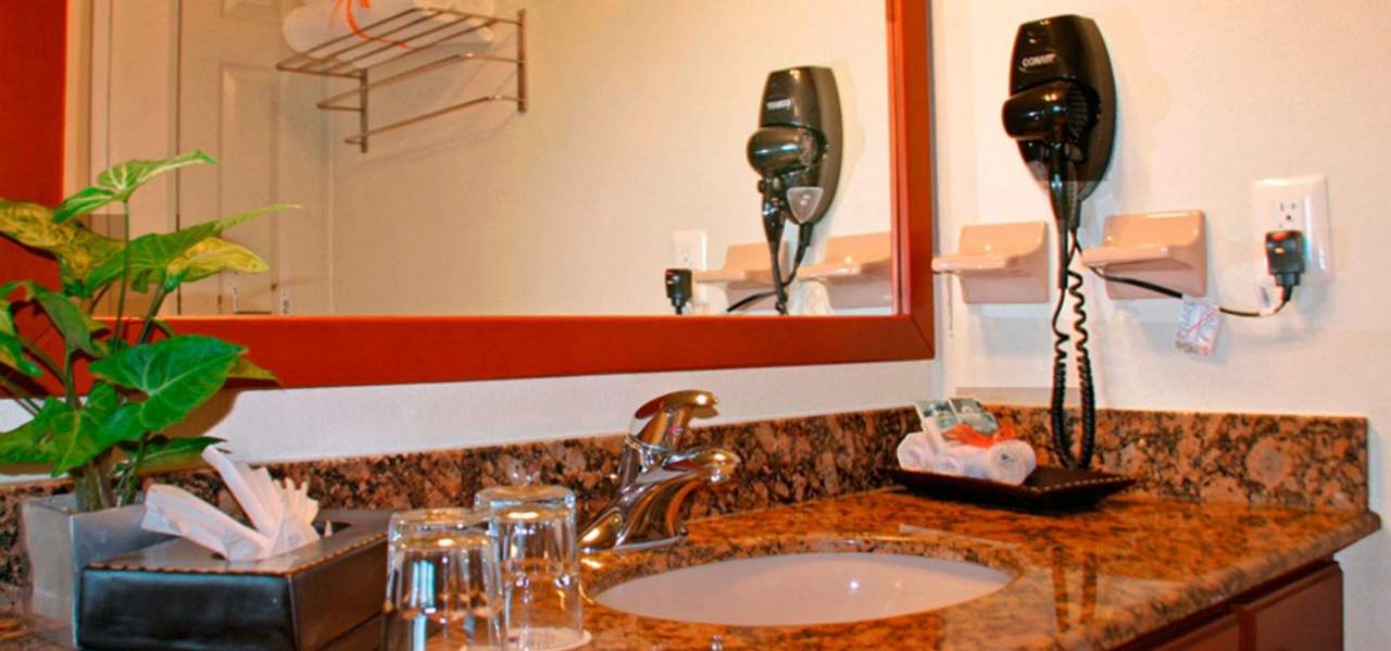Paradise Vilage Beach Resort & Spa Room amenities Paradise Vilage Beach Resort & Spa Room amenities