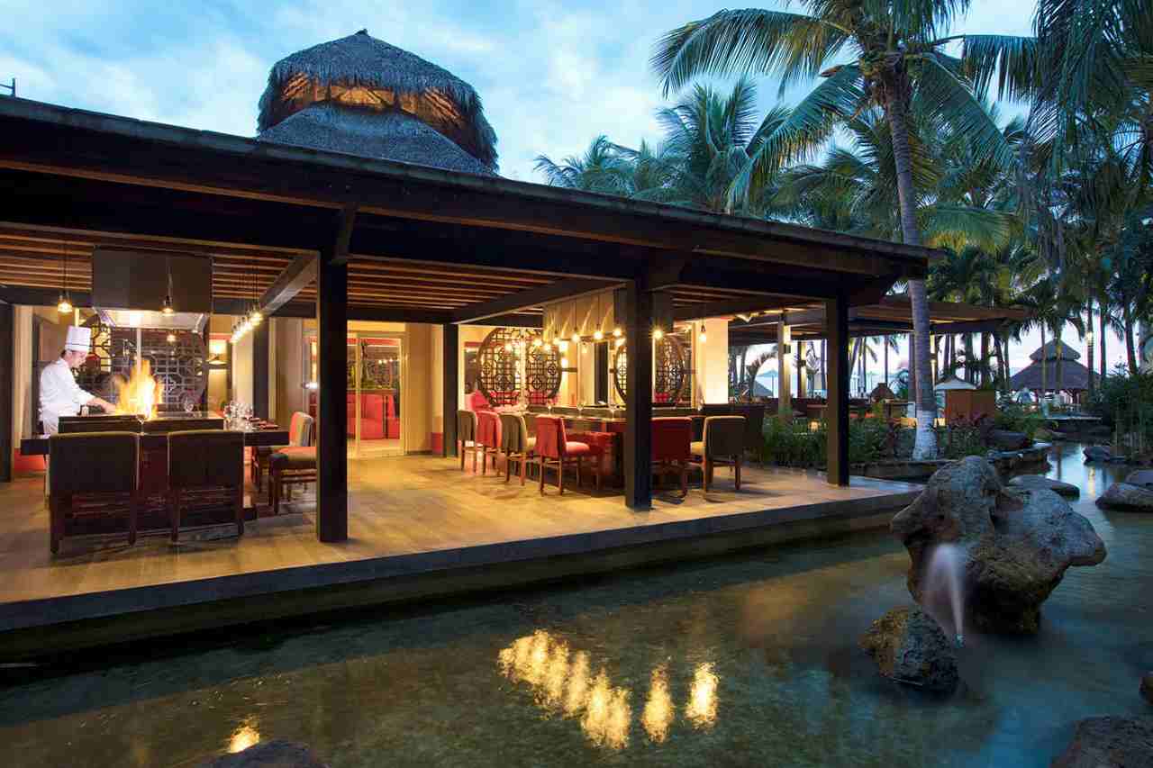 Reflect Krystal Grand Restaurant Reflect Krystal Grand Restaurant
