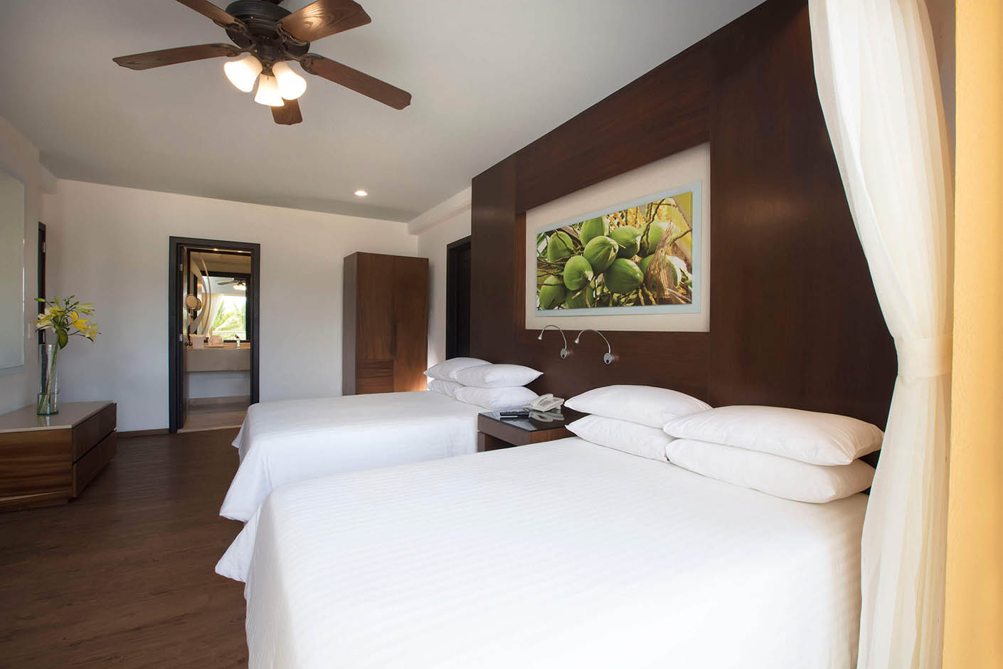 Reflect Krystal Grand Two Bed Room Reflect Krystal Grand Two Bed Room